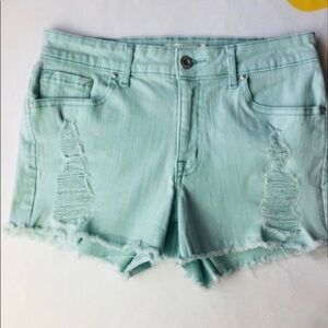 Distress Green Short Cut Off Size 27”